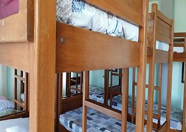 Awel Seashore Inn Baler