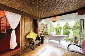 Monruamsuk Homestay Cafe And Bistro