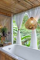 Monruamsuk Homestay Cafe And Bistro