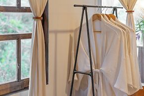 Monruamsuk Homestay Cafe And Bistro