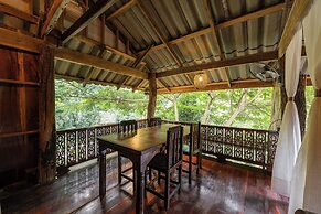 Monruamsuk Homestay Cafe And Bistro