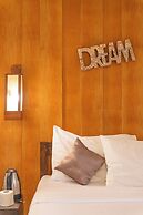 Monruamsuk Homestay Cafe And Bistro