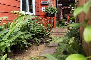 Monruamsuk Homestay Cafe And Bistro