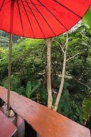 Monruamsuk Homestay Cafe And Bistro