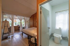 Monruamsuk Homestay Cafe And Bistro