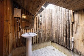 Monruamsuk Homestay Cafe And Bistro