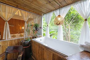 Monruamsuk Homestay Cafe And Bistro