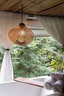 Monruamsuk Homestay Cafe And Bistro