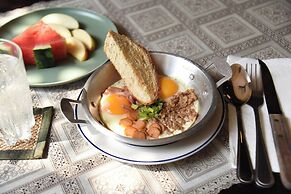 Bhirom At Baan Thongjaya