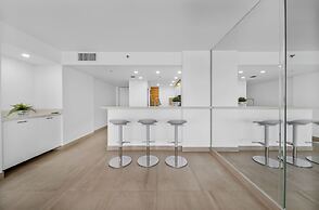 The Grand Biscayne Bay