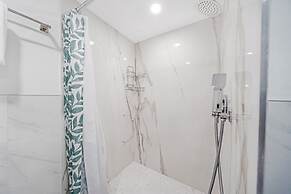 The Grand Biscayne Bay