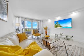 The Grand Biscayne Bay