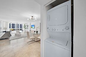 The Grand Biscayne Bay