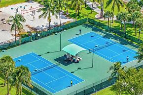 The Grand Biscayne Bay