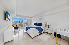 The Grand Biscayne Bay