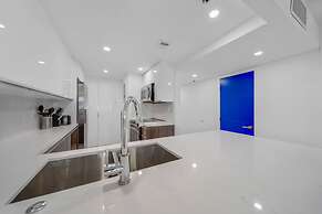 The Grand Biscayne Bay