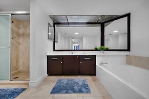 The Grand Biscayne Bay