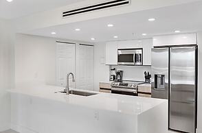 The Grand Biscayne Bay