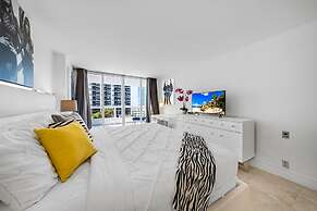 The Grand Biscayne Bay