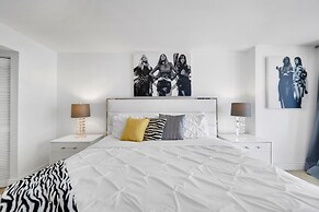 The Grand Biscayne Bay