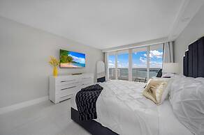 The Grand Biscayne Bay