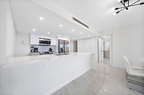 The Grand Biscayne Bay