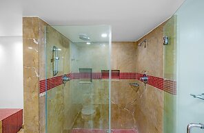 The Grand Biscayne Bay