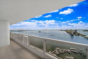 The Grand Biscayne Bay