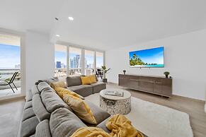 The Grand Biscayne Bay