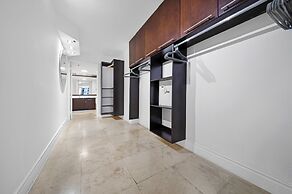 The Grand Biscayne Bay