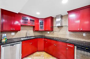 The Grand Biscayne Bay