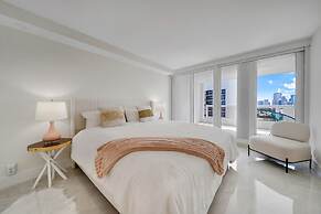 The Grand Biscayne Bay