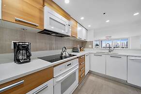 The Grand Biscayne Bay