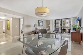 The Grand Biscayne Bay