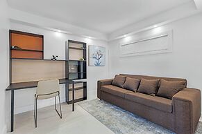 The Grand Biscayne Bay