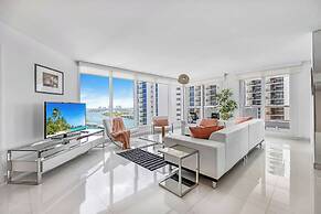 The Grand Biscayne Bay