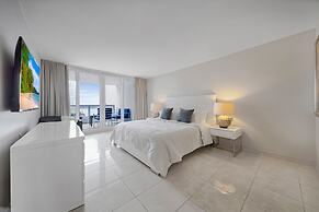 The Grand Biscayne Bay