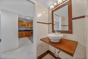 The Grand Biscayne Bay