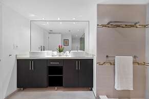 The Grand Biscayne Bay