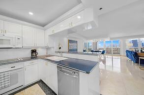 The Grand Biscayne Bay