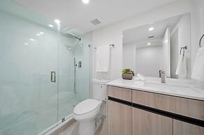 The Grand Biscayne Bay