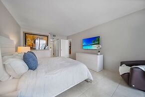 The Grand Biscayne Bay