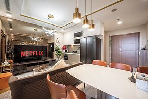 Landmark 81 By KVG Suite Apartment