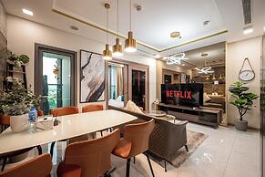 Landmark 81 By KVG Suite Apartment