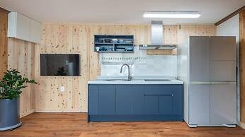 Namhae sea Stay N pet Pension