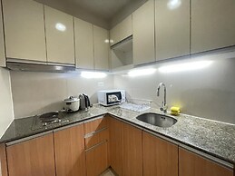 MACTAN NEWTOWN OMP FAMILY ROOM