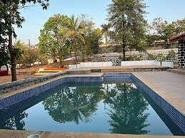Space Villa I 4Bhk I Swimming Pool
