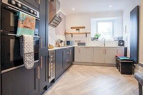 Swn Y Mor - 4 Bedroom Apartment - Saundersfoot