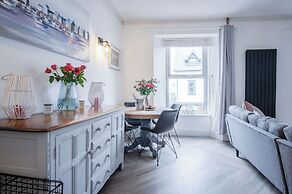 Swn Y Mor - 4 Bedroom Apartment - Saundersfoot