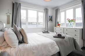 Swn Y Mor - 4 Bedroom Apartment - Saundersfoot